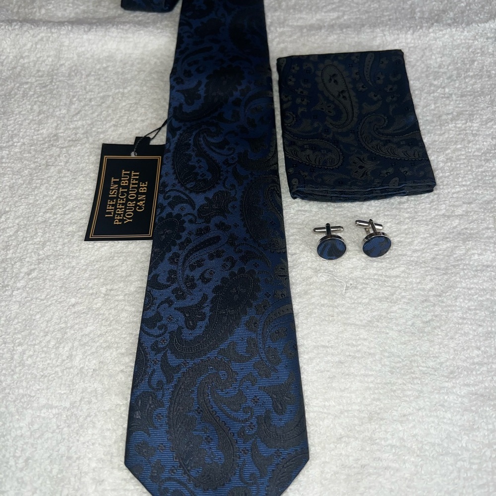 Elegant Blue Paisley Tie Set made by Di Ban Gu